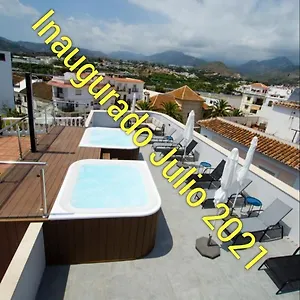 Nerja-centro-jacuzzi- Mirador De La Ermita- Adults Recommended Gasthuis
